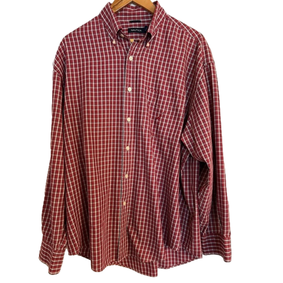 Men’s Nautica XL Red Plaid Long Sleeve Button Down Shirt - Picture 1 of 4
